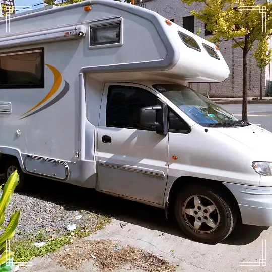 생방송오늘저녁 대둔산 나무 우드 캠핑카 제작 리모델링 공방 제작 의뢰 및 강좌 특강 추천