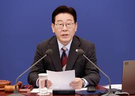 국무회의중인 이재명 대통령