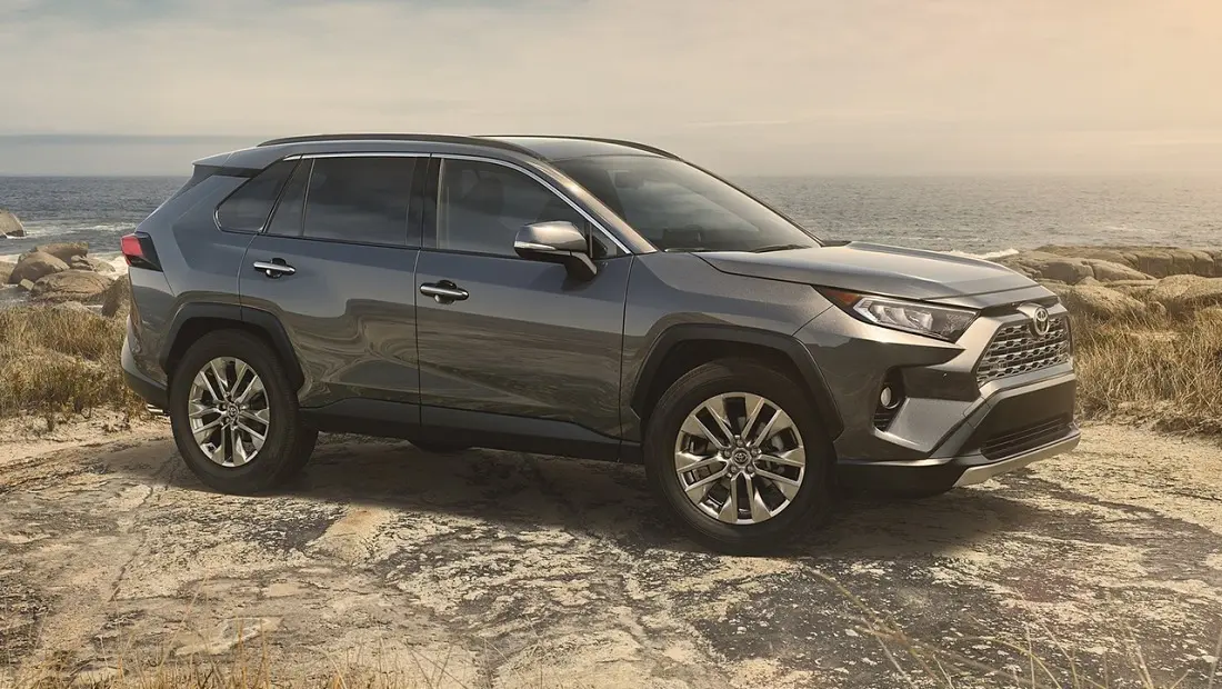 토요타 RAV4 하이브리드 가격 실구매가 모의견적 제원 옵션 카탈로그 내부 색상 디자인 인테리어 출고 중고 총정리