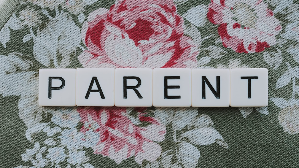 parent 글씨 쓰여진 사진