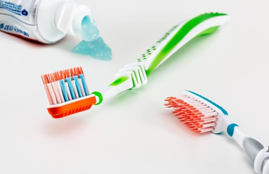 잇몸 치석 제거 