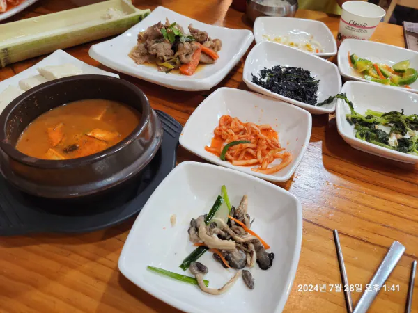 생생정보 우와한 식당 수제 가마솥 두부버섯전골 음식점 위치
