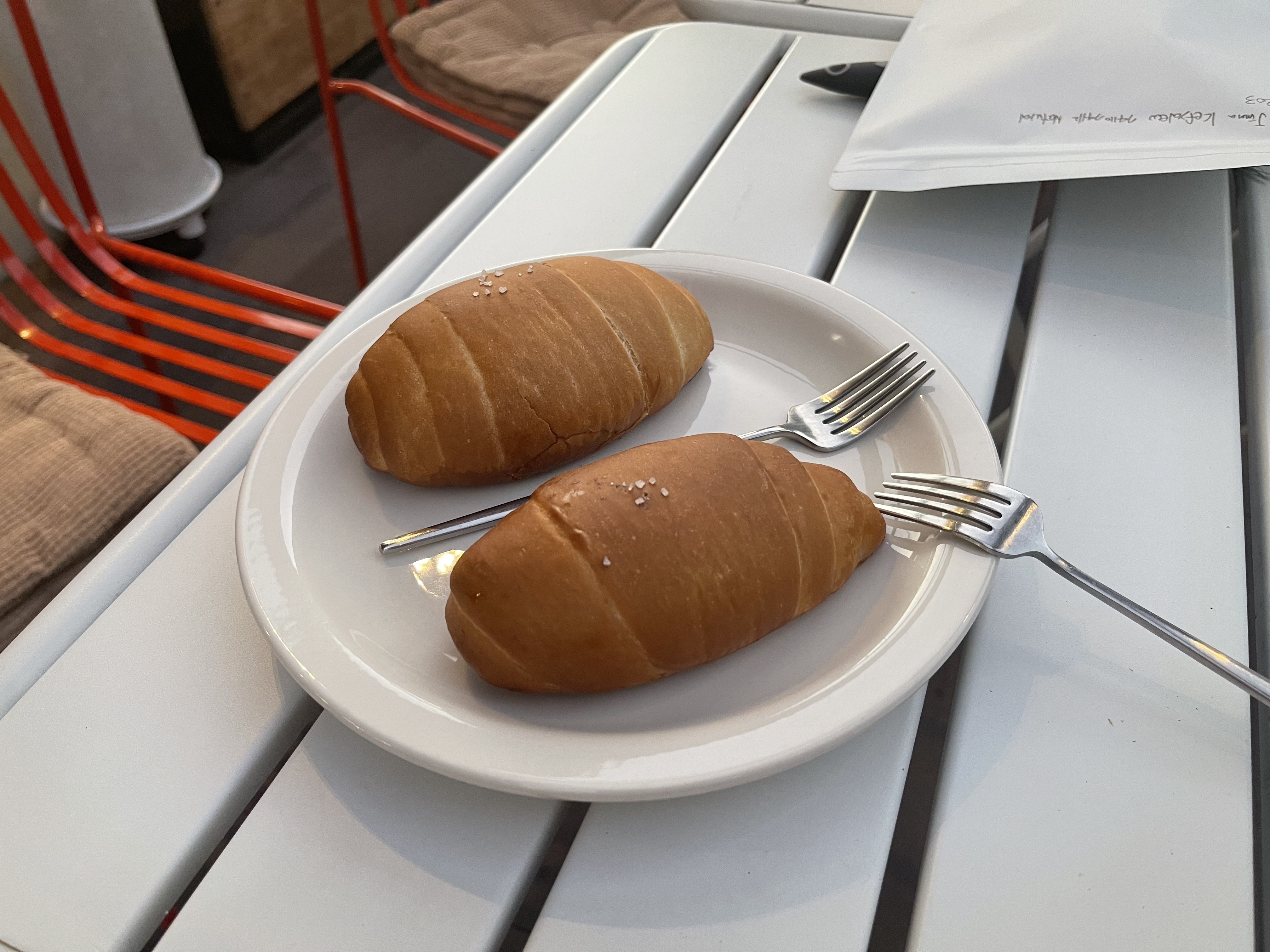 도츠 커피 소금빵