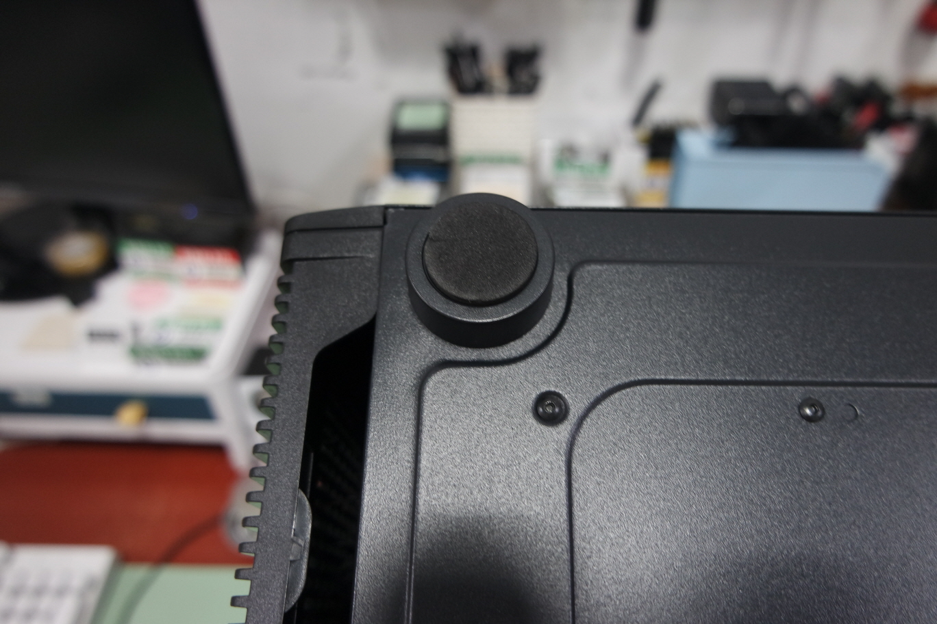 케이스의 다리 스펀지입니다.