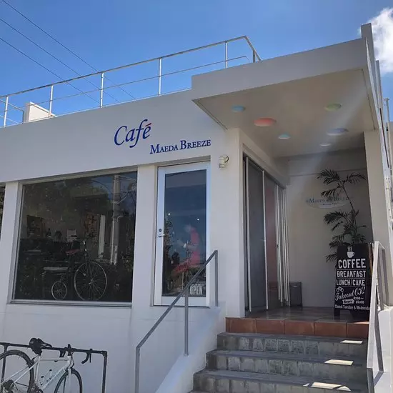 오키나와카페-마에다브리즈