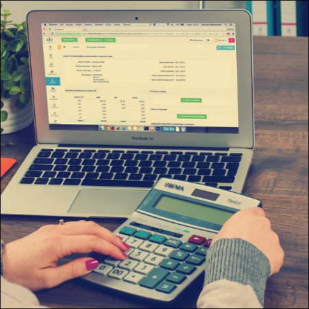 노트북과 계산기