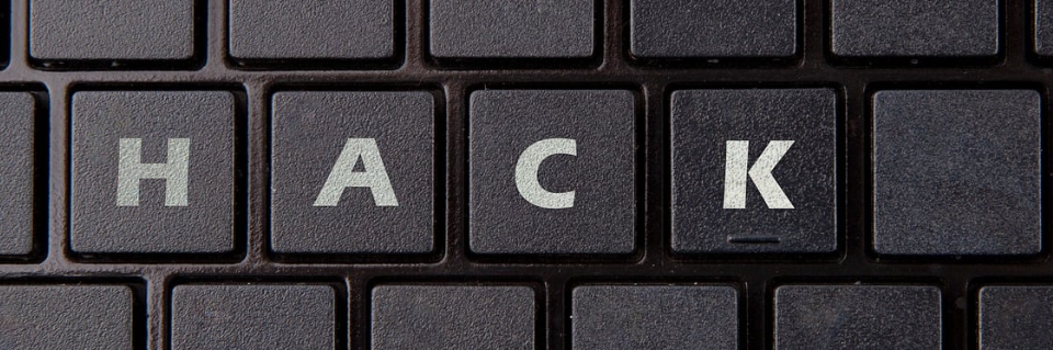 스마트폰 해킹이 의심될 때 대처 방법