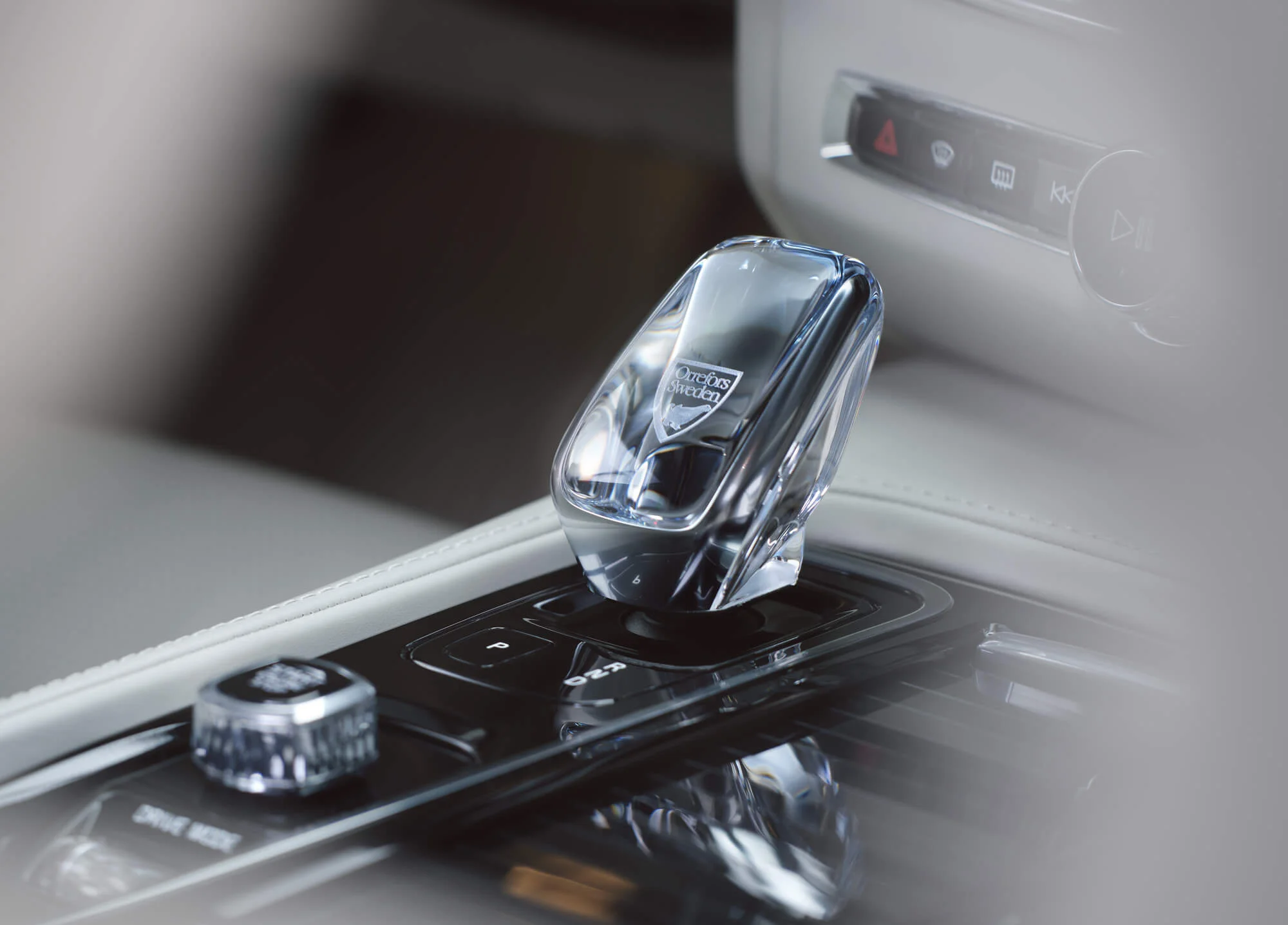 S90