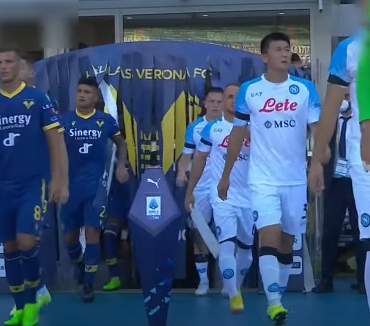 김민재 선수 데뷔전