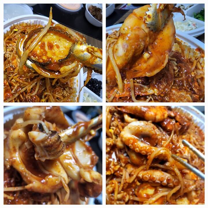 해물탕안에 들어있는 전북, 새우, 갑오징어, 낙지.