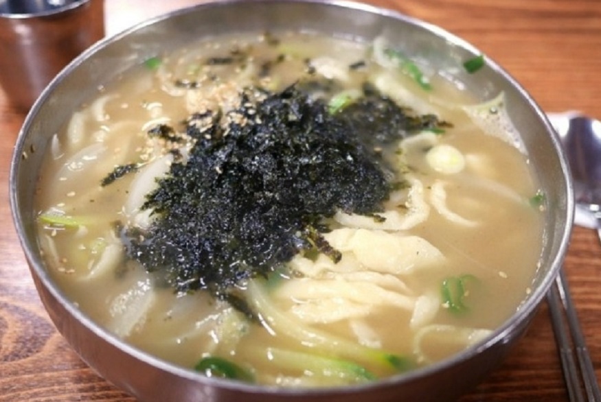 칼국수-양지-수육-달인-명륜손칼국수