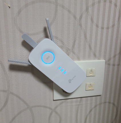 티비링크-와이파이-증폭기를-사용한-모습
