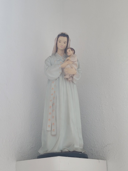 시흥4동성당 성모자상 사진