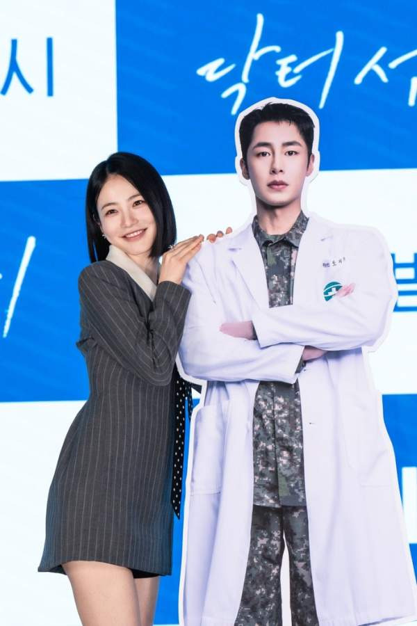 이재욱 군입대, 신작 드라마 닥터 섬보이 제작발표회 신예은 케미 및 첫방송 총정리