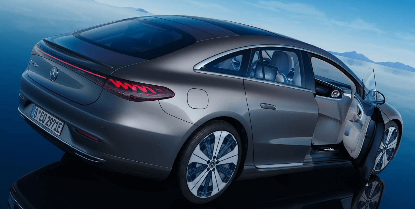 벤츠-EQS-후면