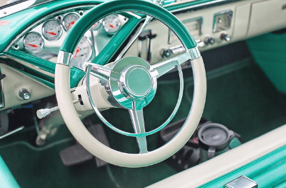 탄소중립포인트 자동차 신청방법 신청기간과 관련있는 자동차 계기판 사진