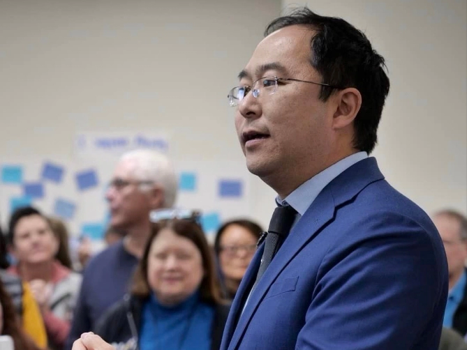 앤디김 하원의원 미 상원의원 도전 배경과 상황