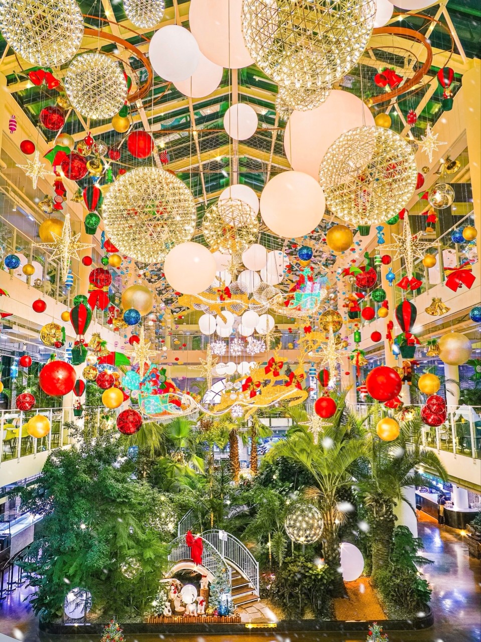 포레스트아웃팅스송도점_대형베리커리카페