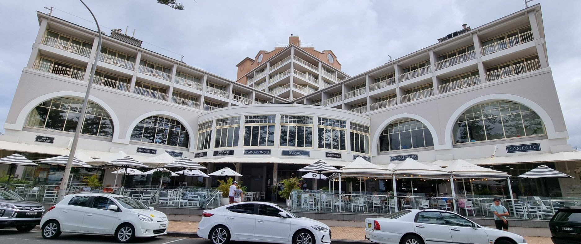 테리걸 호텔 크라운 플라자