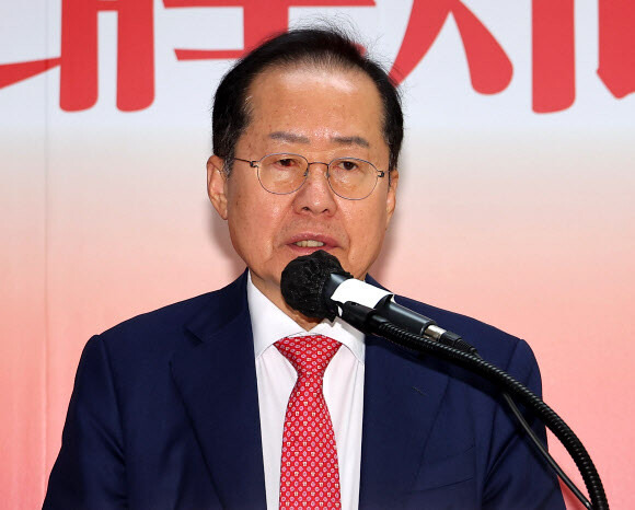 ▲ 홍준표, 정계 은퇴 선언과 국민의힘 탈당 (사진 : 연합뉴스)