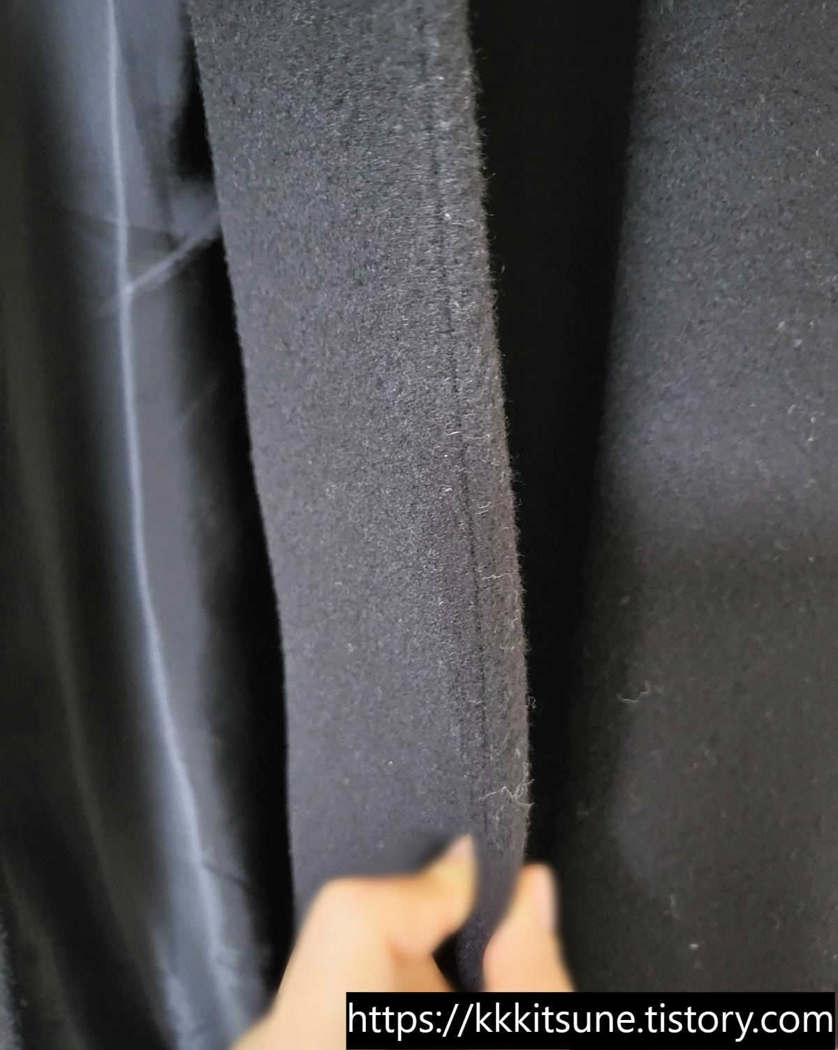 파사드패턴 캐시미어 미니멀 코트 블랙 두께감