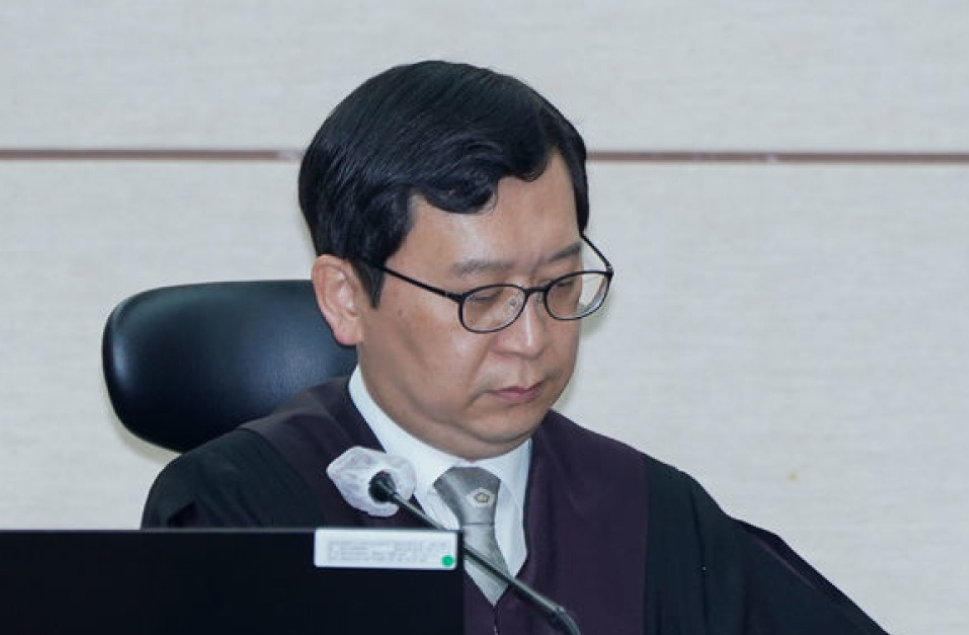 이진관 부장판사