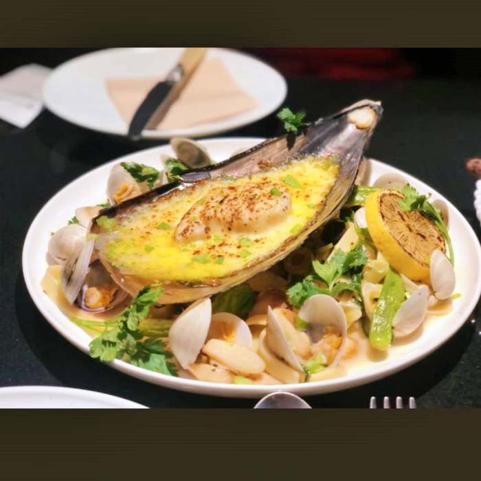 토요일은 밥이좋아 서울숲 성수 흑돼지 스테이크 맛집 제주 돼지 프렌치렉 바질 라자냐 레드향 카프레제 성게 우니 파스타 서울 핫플 6미 토밥 좋아 추천 방송정보