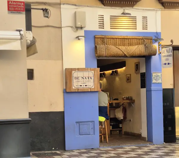 디저트 가게 입구