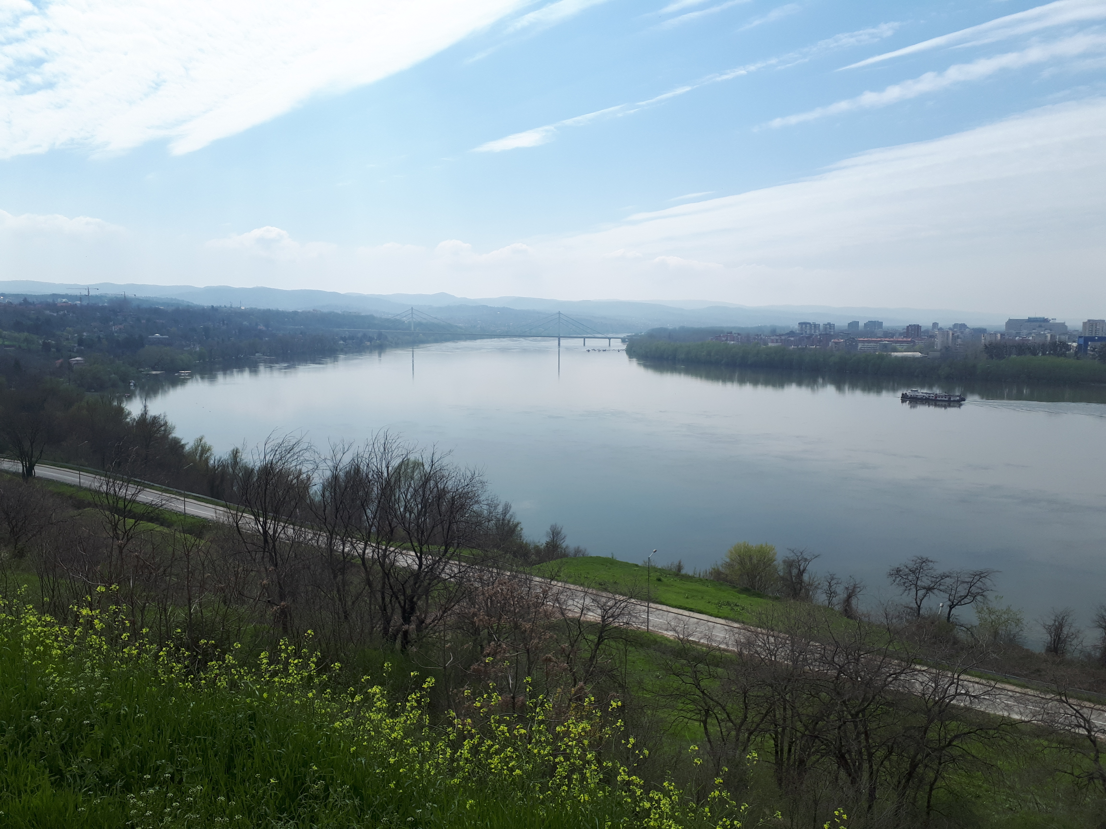 세르비아 노비사드 페트로바라딘 요새에서 바라본 좌측 도나우 강