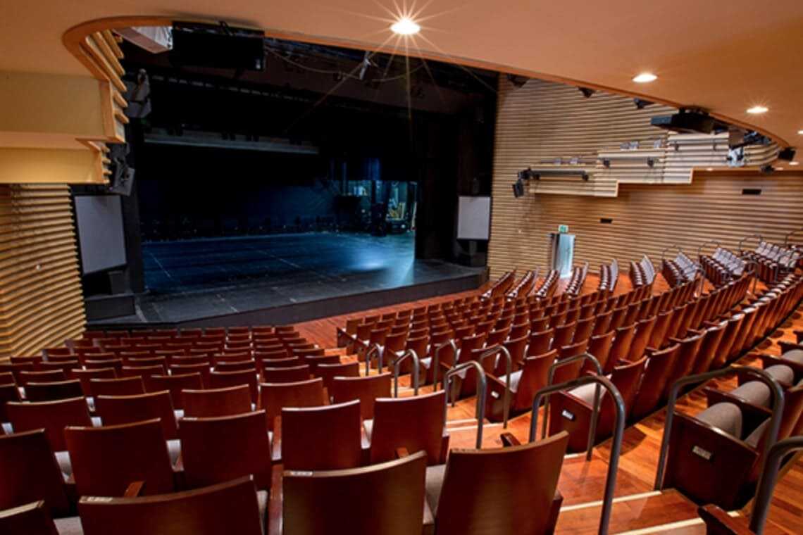 달오름 극장 좌석 시야 1층 L열 1석