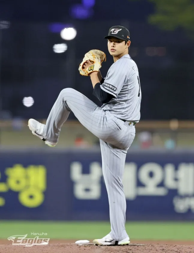 한화 이글스 단독 1위 10년만 6승 1패 류현진 페냐 문동주 한화 우승