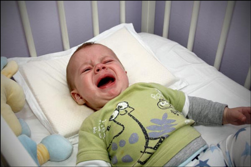 유아 야경증 자다 깬 유아 이미지