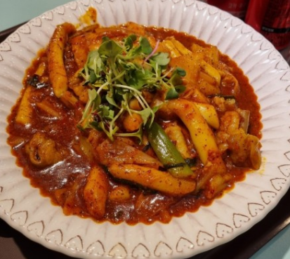 유튜버 쯔양 분식 가게 폐업