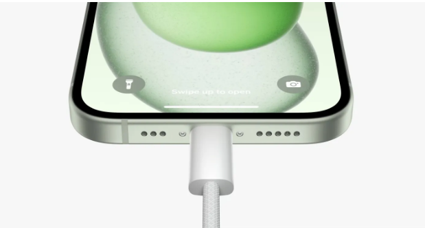 iPhone 15 충전이 느린가요?