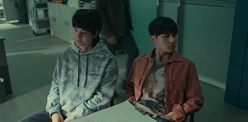 살인자ㅇ난감에서 강재준 역의 서재권과 이진성 역의 백유성