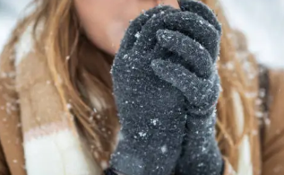 수족냉증 원인, 생활습관, 치료법 총 정리 (2025 ver.)