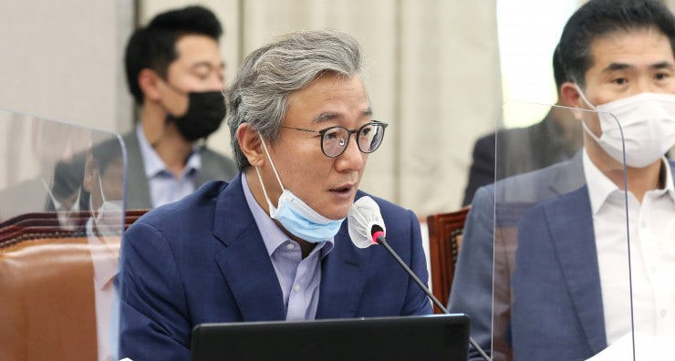 전재수 출판기념회 논란