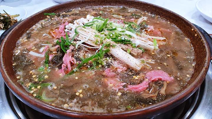식객 허영만 백반기행 임백천 편 시래기 소불고기 볶은 시래기와 눌은밥의 조화 시래기돌솥비빔밥 양구 맛집 소개