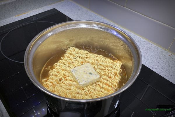 오뚜기 참깨라면 라면 2022년 7월 계란 블록 건더기 스프