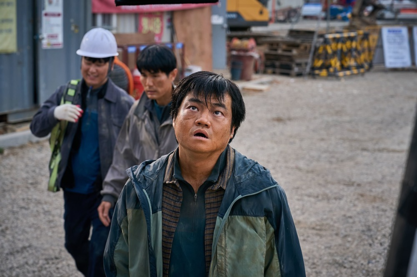 2025 영화 '계시록' 감상평 - 신념과 광기의 충돌, 기대할 만한 작품일까?