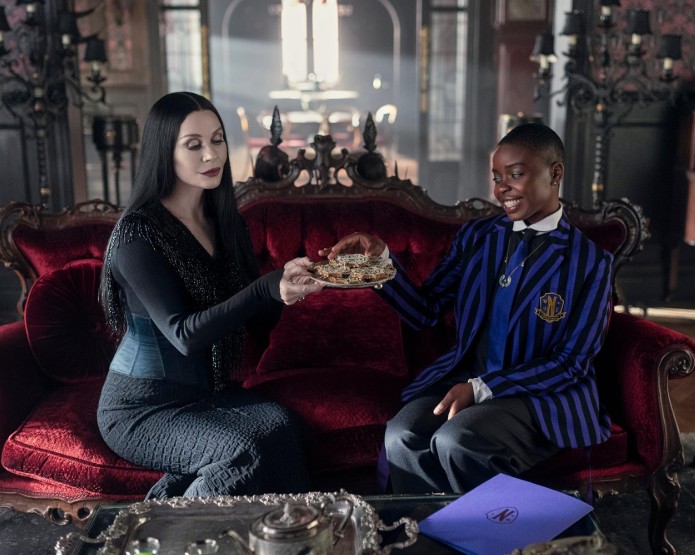 웬즈데이 시즌2 몇부작, 공개일, 리뷰, 후기