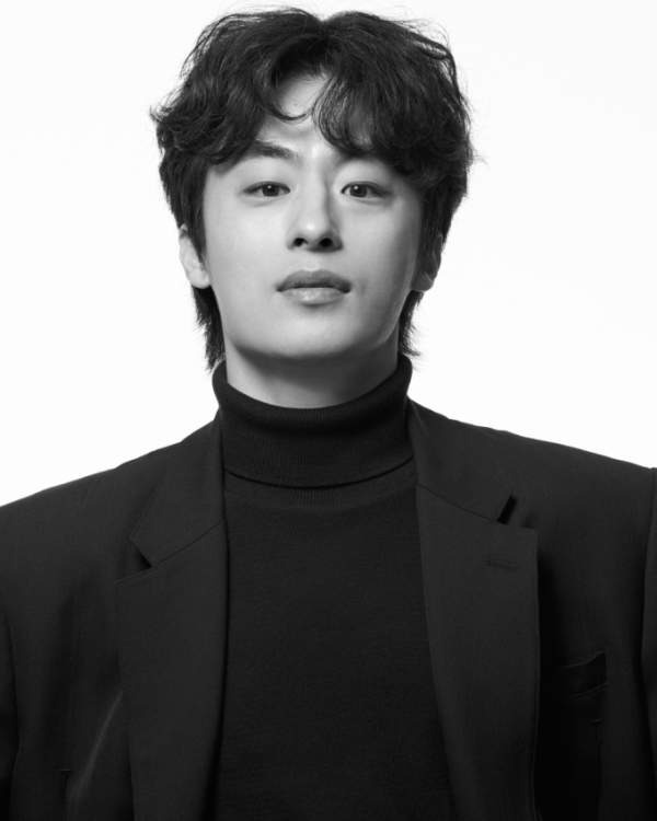 구교환 나이 프로필 총정리｜학력&middot;고향&middot;아내 이옥섭&middot;결혼&middot;2026년 최신 출연작