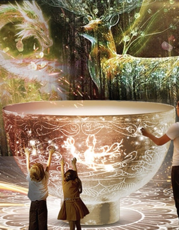 공주에 위치한 역사정 성곽인 공산성에서 역사적 배경을 활용한 미디어 아트 전시를 보이며 방문객들은 한국의 역사적 유산을 최천단 기술의 예술적 표현으로 아트전시를 관람할수있다