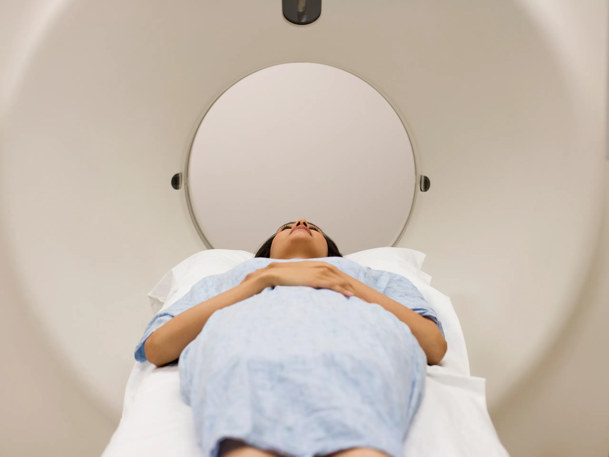 단 15분 만에 끝나는 MRI 검사의 새로운 시대