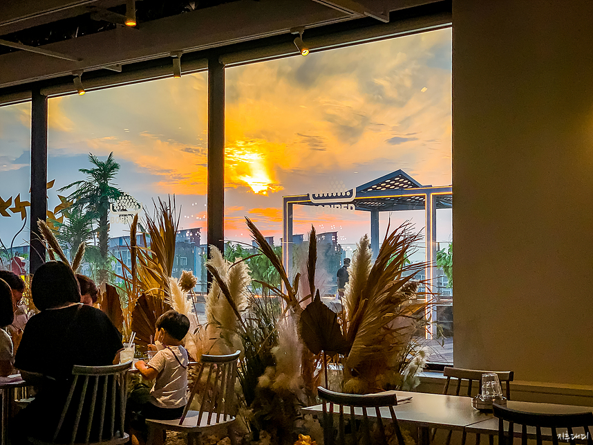 바비레드 수원점 노을 뷰