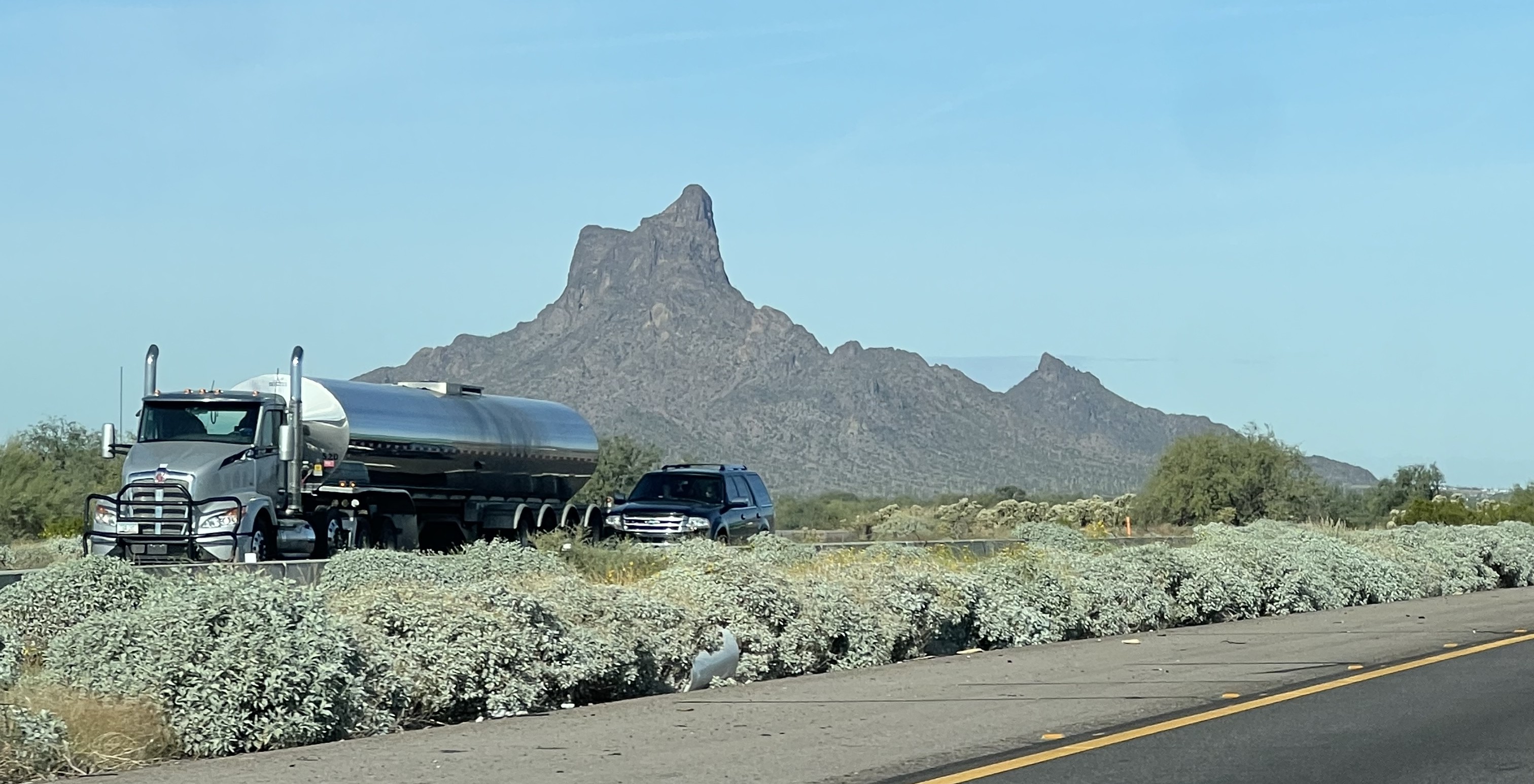 img.jpg?credential=yqXZFxpELC7KVnFOS48ylbz2pIh7yKj8&expires=1764514799&allow_ip=&allow_referer=&signature=sN%2FpvBLo26UCYEAjkWxEyGBKsIQ%3D