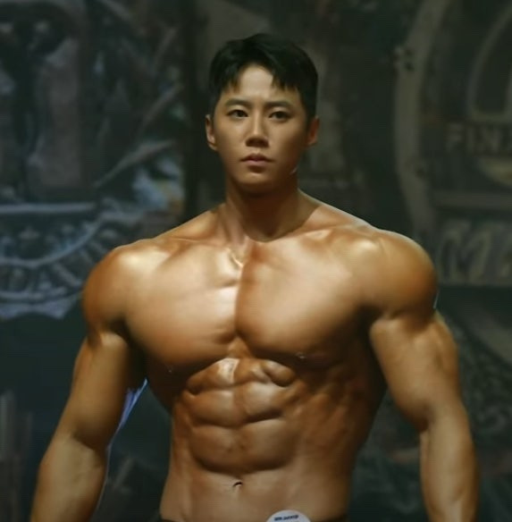 이준영 몸