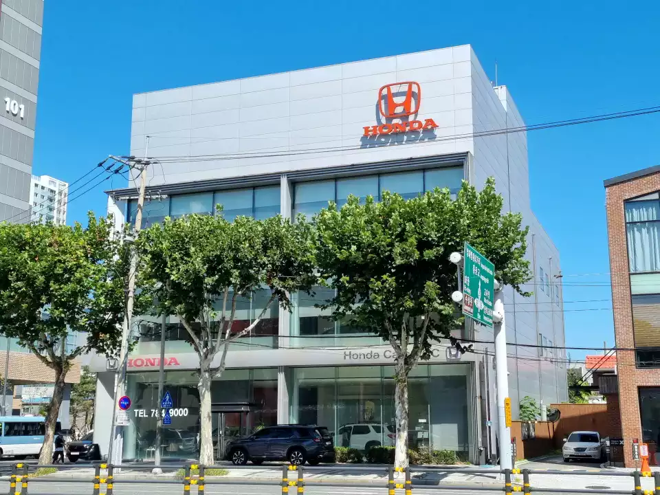 혼다 KCC모터스 대구 전시장입니다.