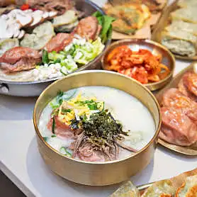생생정보 수원 만두전골 정초손만두 메뉴&middot;가격&middot;맛 총정리