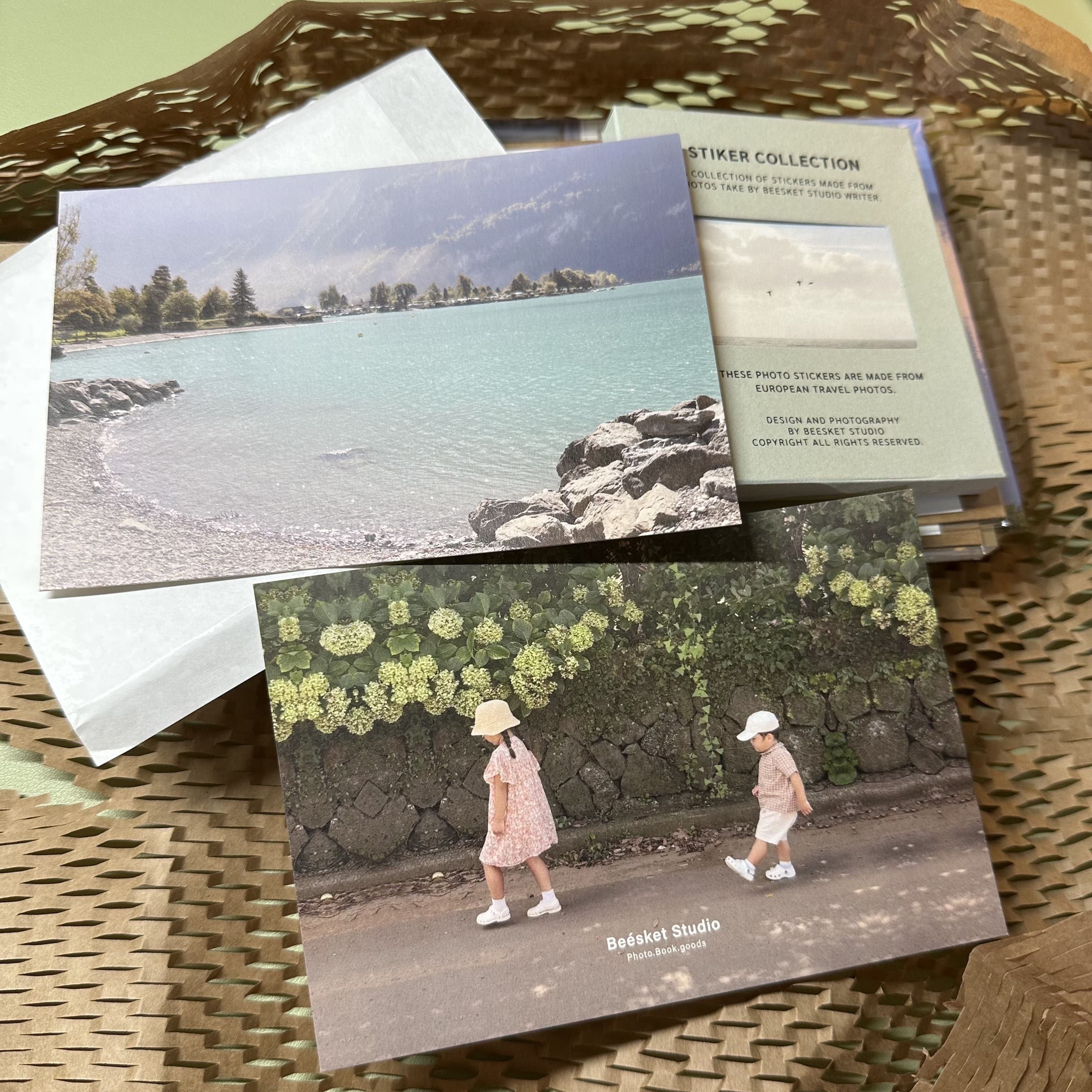 덤으로 주신 엽서 두장